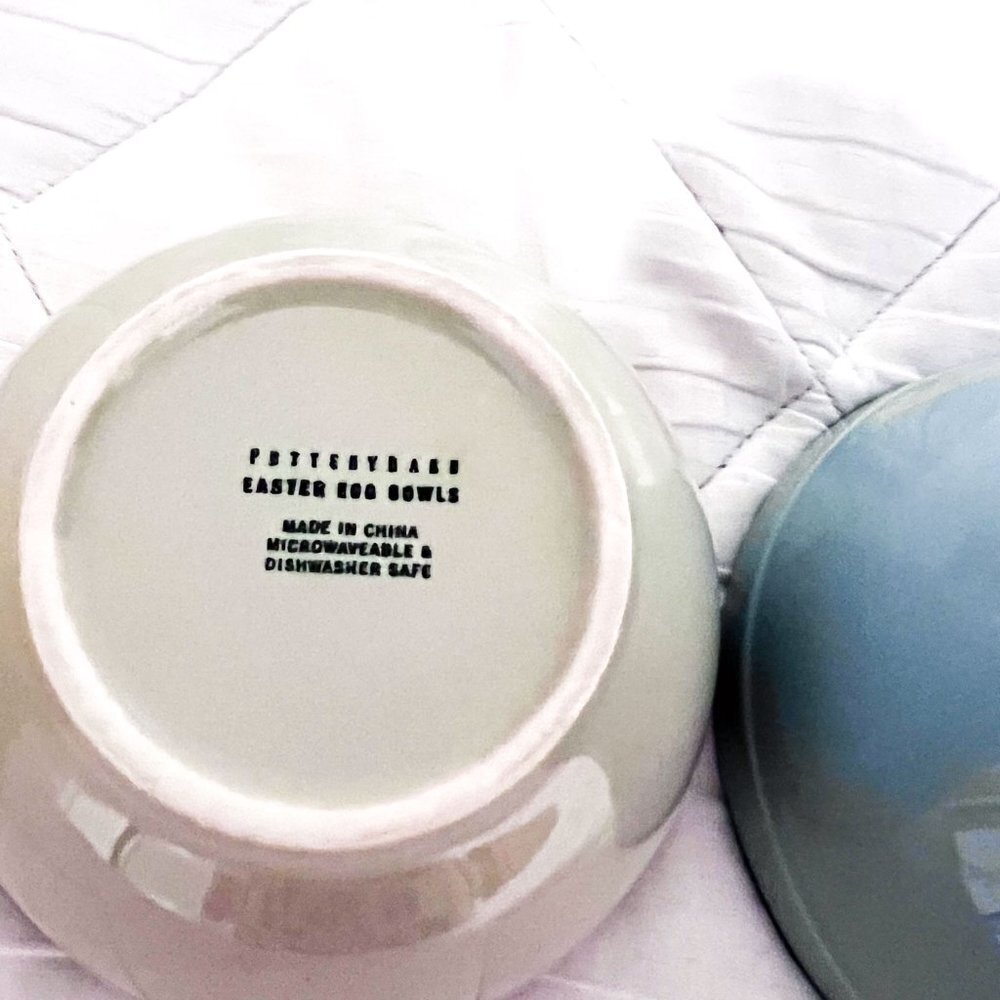 Pottery Barn Ceramic Easter Egg bowls x3 - Picture 7 of 9
